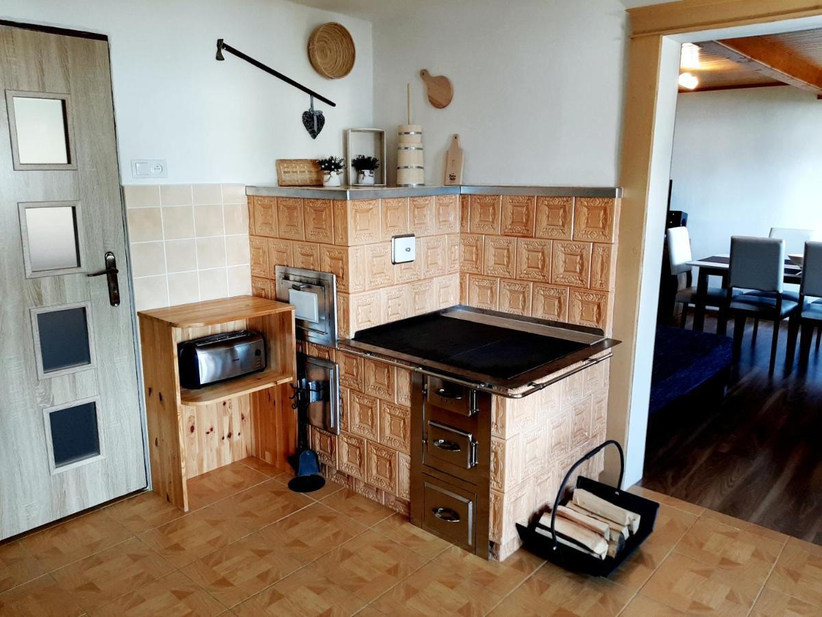 Villa Viktoria- Neakceptujeme Mlade Partie Terchová Exterior foto